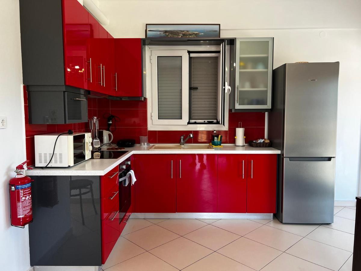 Teo Apartments Гувія Екстер'єр фото