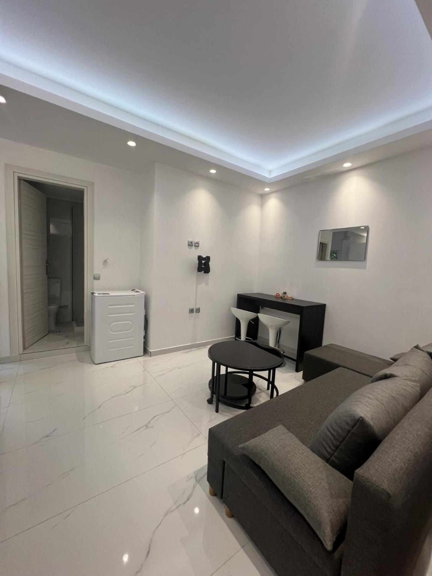 Teo Apartments Гувія Екстер'єр фото