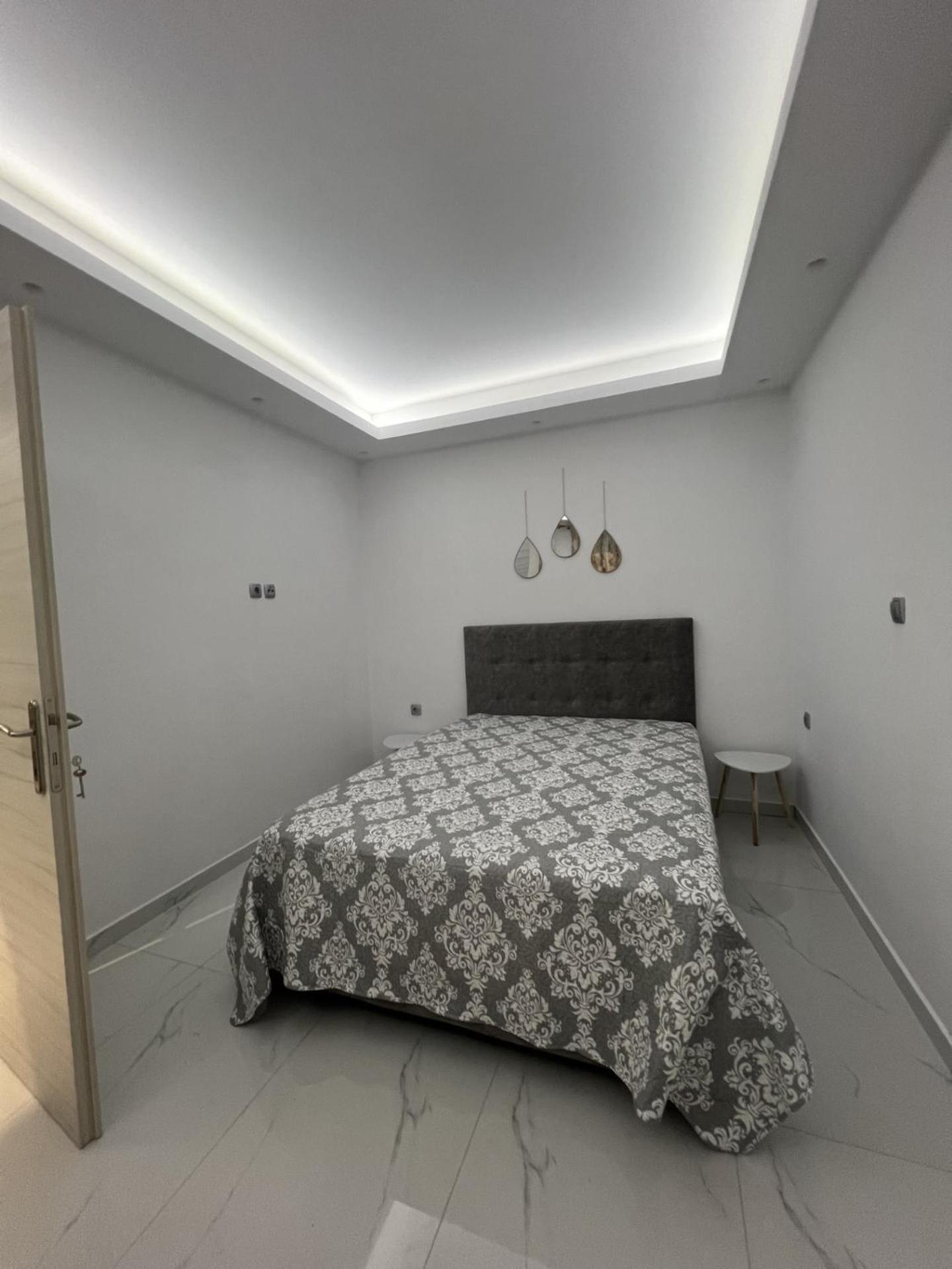 Teo Apartments Гувія Екстер'єр фото